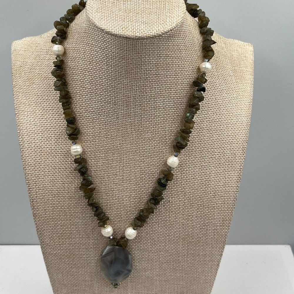 Vintage Gray Agate Pendant Necklace Labradorite Chip Beads Freshwater Pearls Y2K - Picture 6 of 8